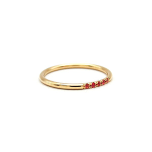 roter Saphirgoldring