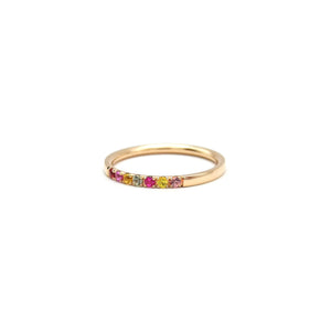 Roségoldring mit Saphiren und Rubin