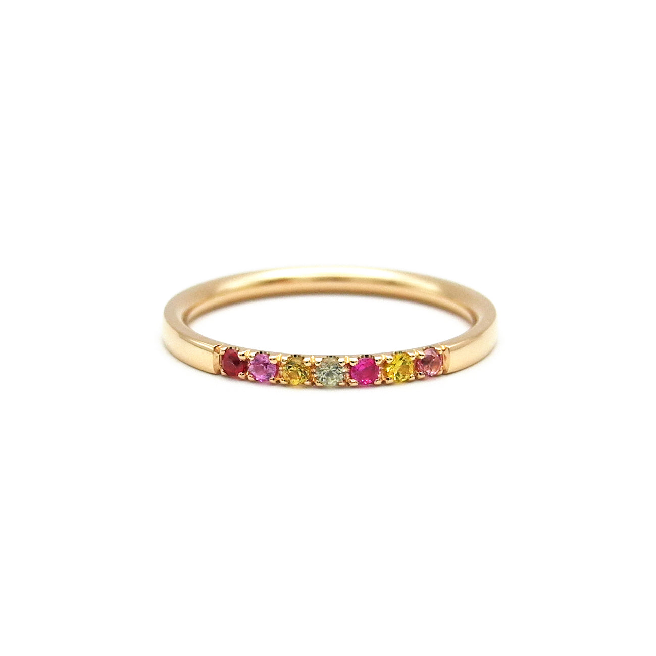 Roségoldring mit Saphiren und Rubin