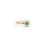 Lade das Bild in den Galerie-Viewer, Smaragdgoldring mit Brillanten
