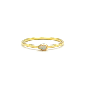 minimalistischer Goldring mit Opal