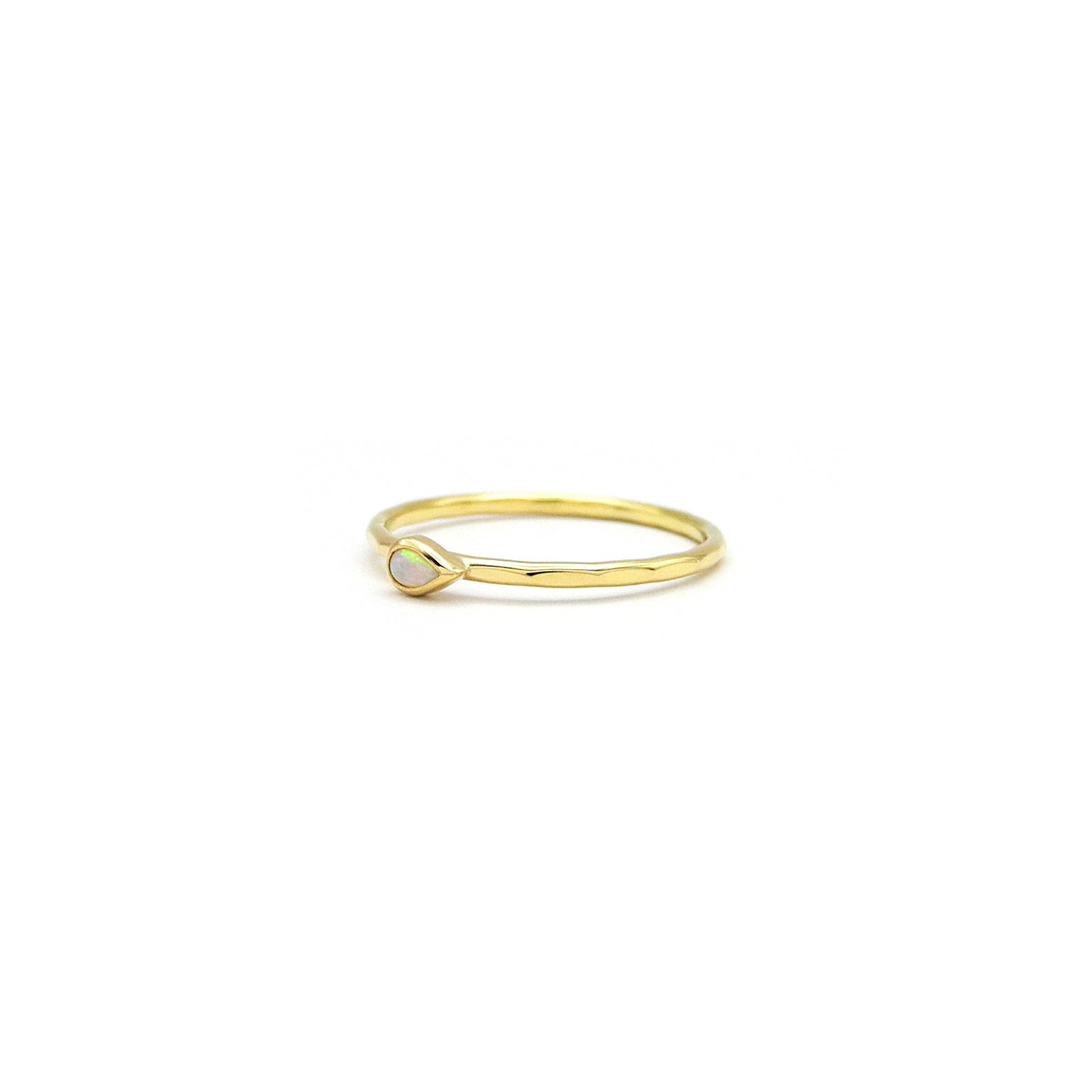 minimalistischer Goldring mit Opal