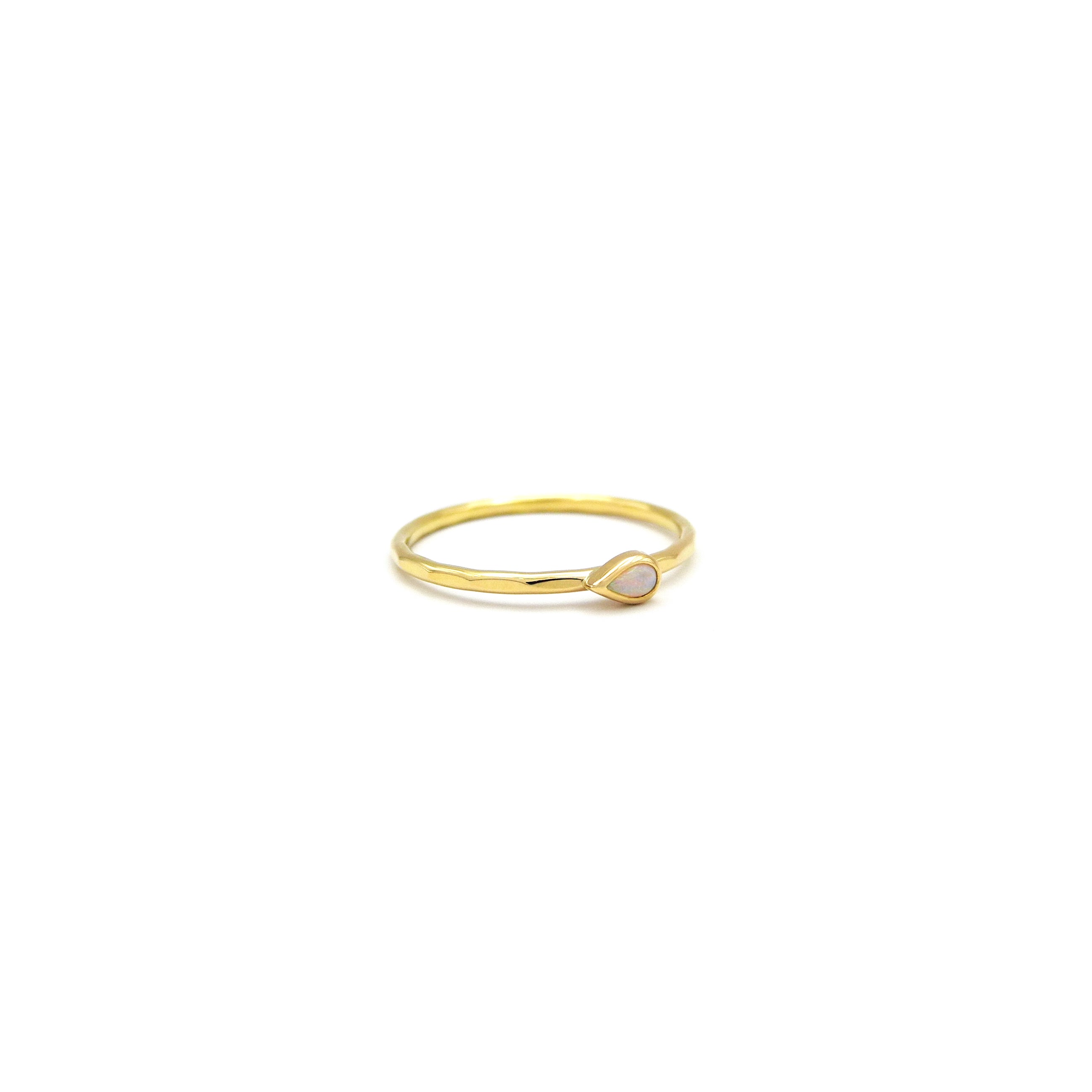 minimalistischer Goldring mit Opal