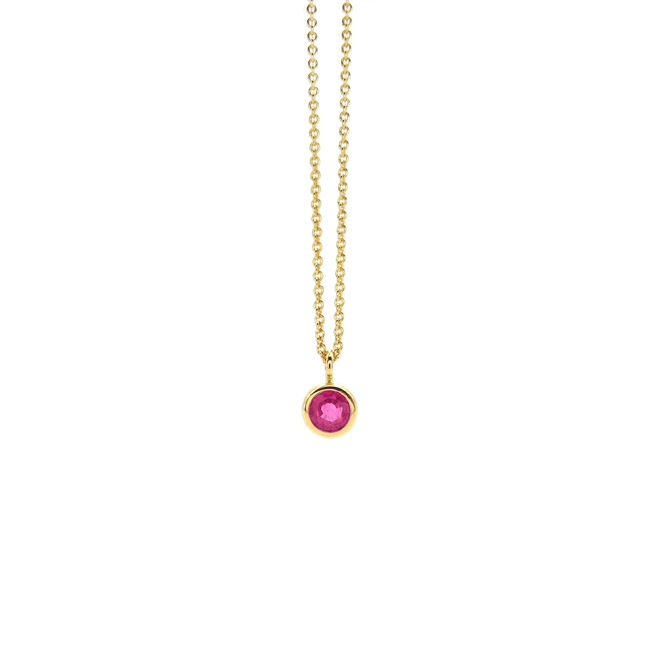 Goldkette mit Rubinanhänger