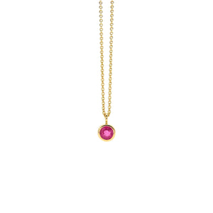 Goldkette mit Rubinanhänger