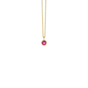 Goldkette mit Rubinanhänger