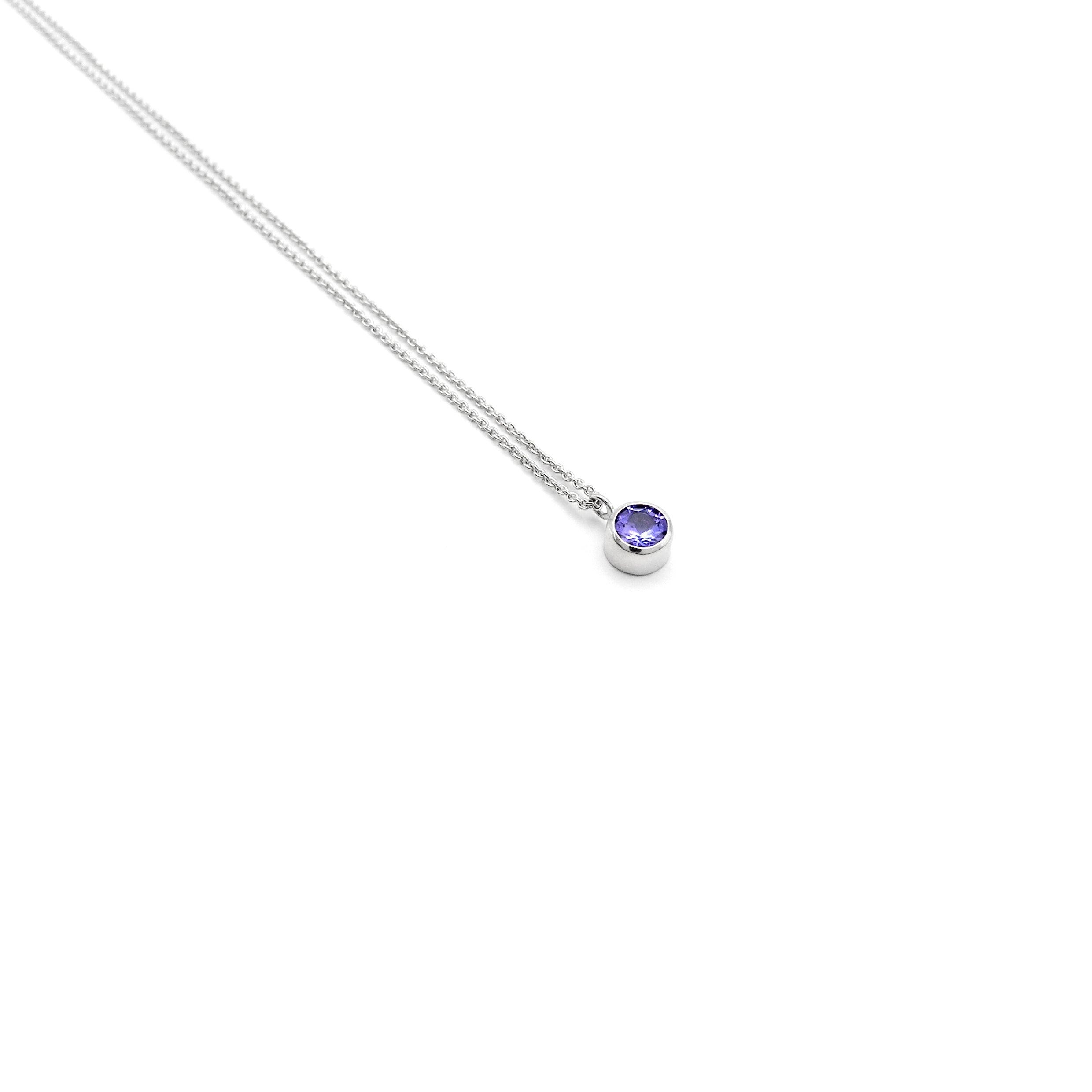 Weißgoldkette mit Tansanit