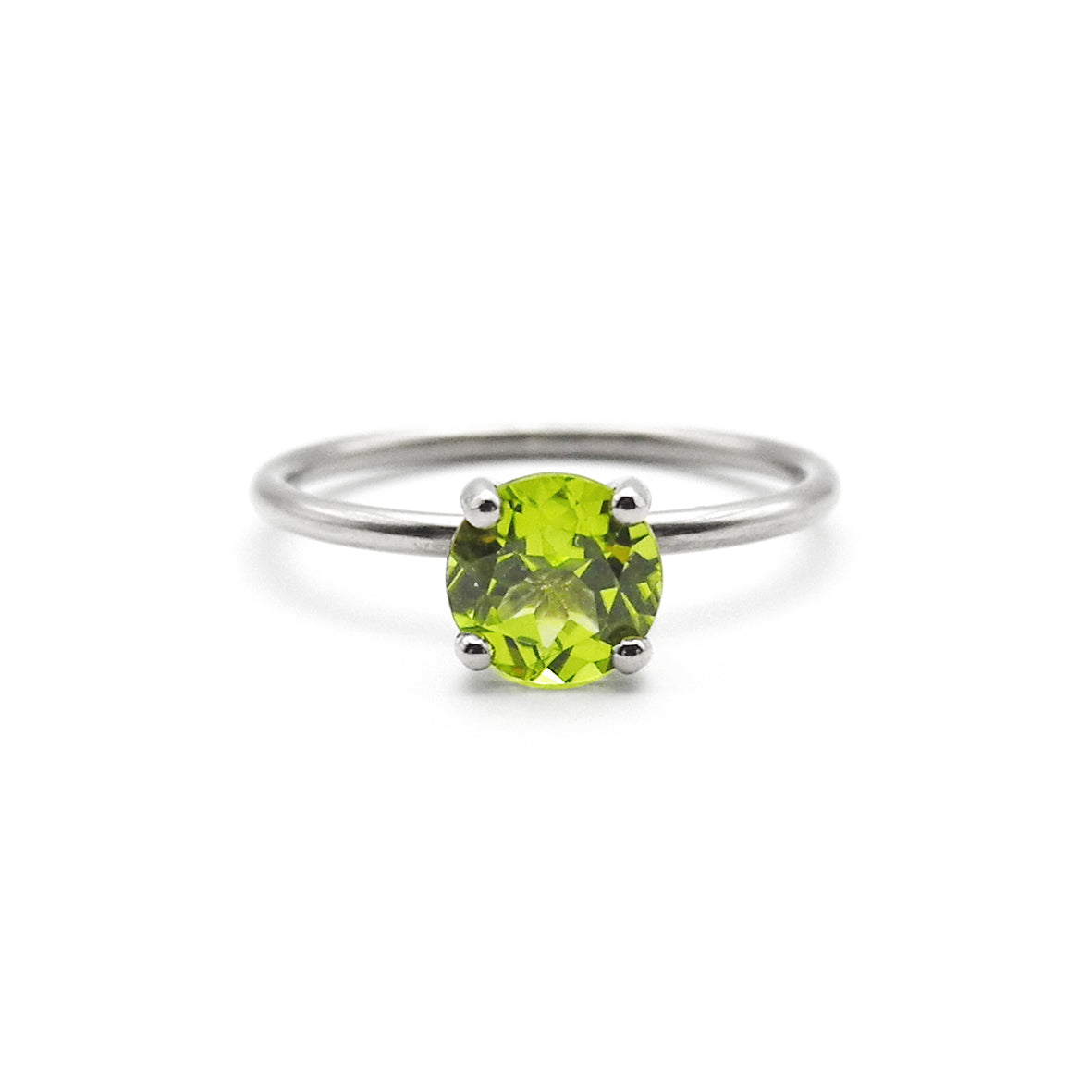 Peridot Weißgoldring